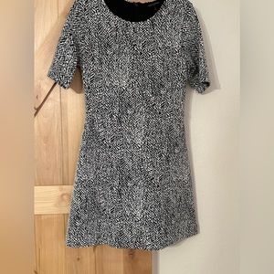 Black & White Banana Republic Dress or Tunic, Size 6